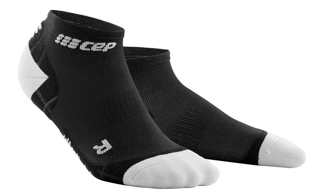 CEP Ultralight Low Cut Women's Cycling Socks (Black/Light Grey) - BUMSONTHESADDLE