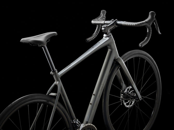 Trek Domane AL 2 Gen 4 (Matte Lithium Grey) - BUMSONTHESADDLE