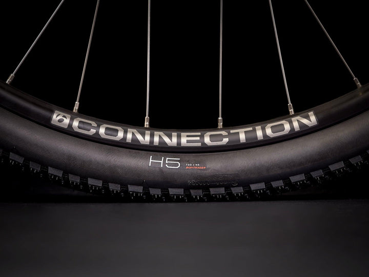 Trek Verve 2 Disc Hybrid (Lithium Grey) - BUMSONTHESADDLE