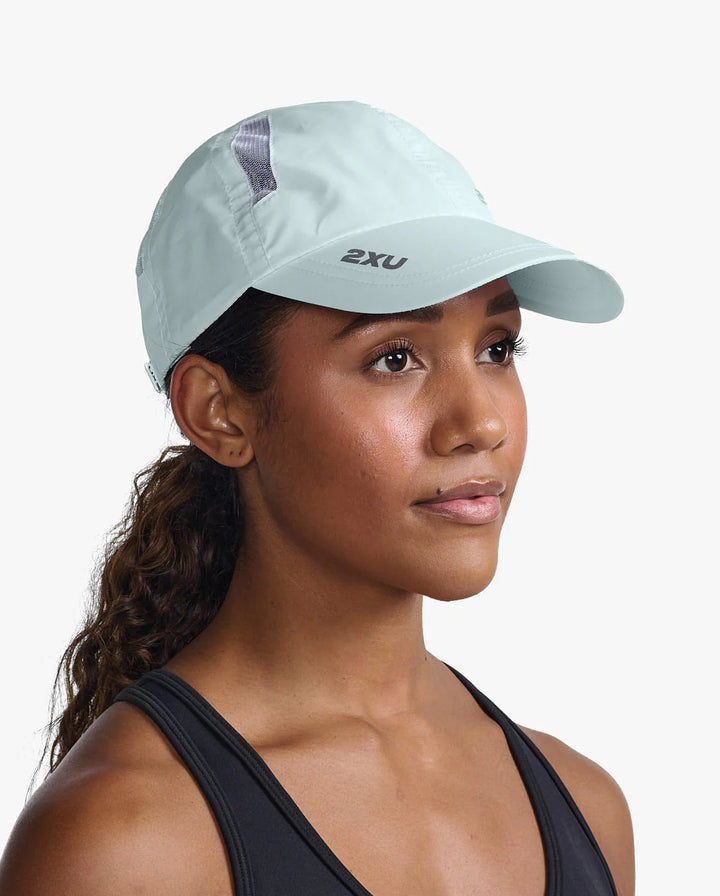 2XU Run Cap (Glacier/White)