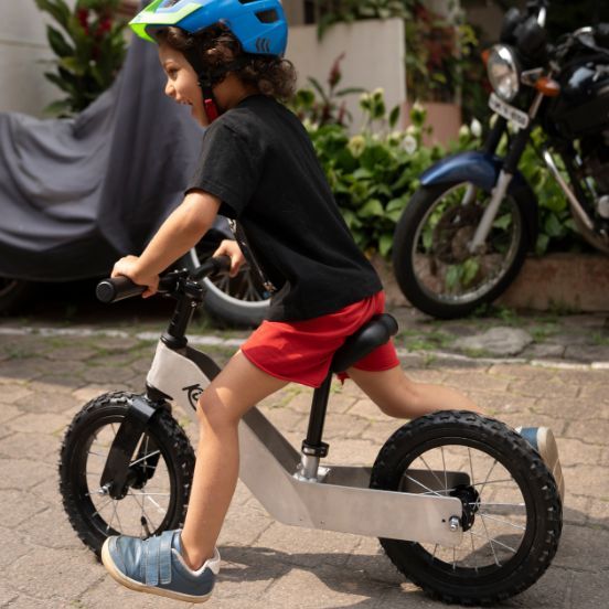 Kittoo No-Pedal Alloy Kids Balance Bicycle (Mercury Silver)