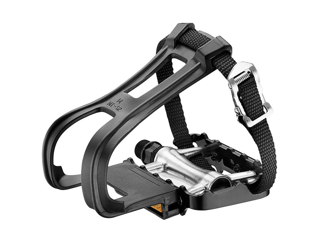 Giant Domain Clipless Pedal With Toe Clips