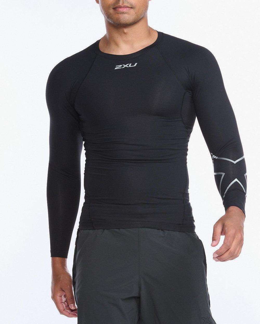2XU Core Long Sleeve Compression Men's Cycling Top (Black/Silver) - BUMSONTHESADDLE