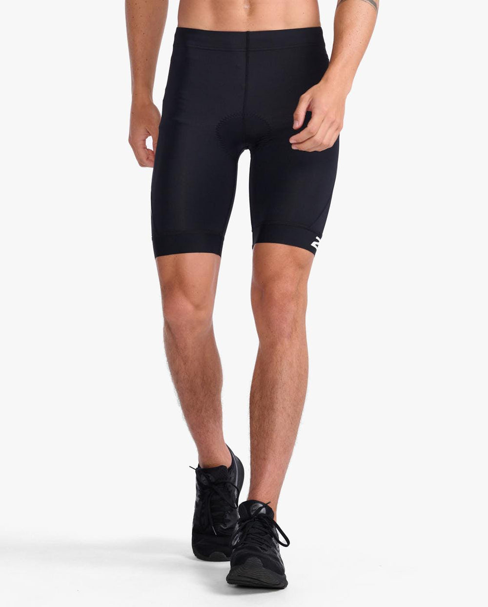 2XU Core Men's Cyling Tri Short (Black/White) - BUMSONTHESADDLE