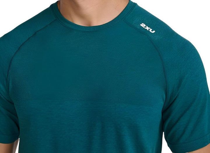 2XU Motion Tech Tee Men's T-Shirt (Raft/Pine) - BUMSONTHESADDLE