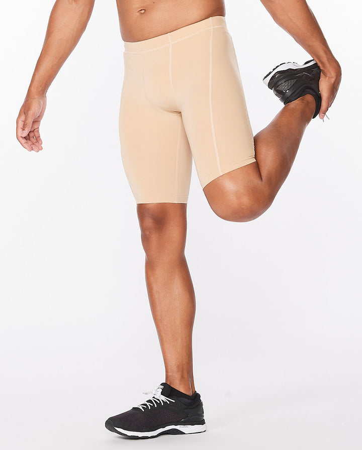 2XU MA3851B Men's Core Compression Shorts (Beige/Silver)