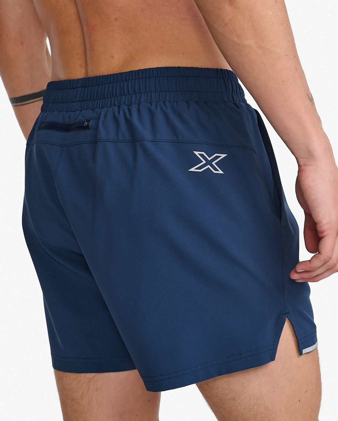 2XU MR6903B Aero 5 Inch Men's Running Shorts (Midnight/Silver Reflective)