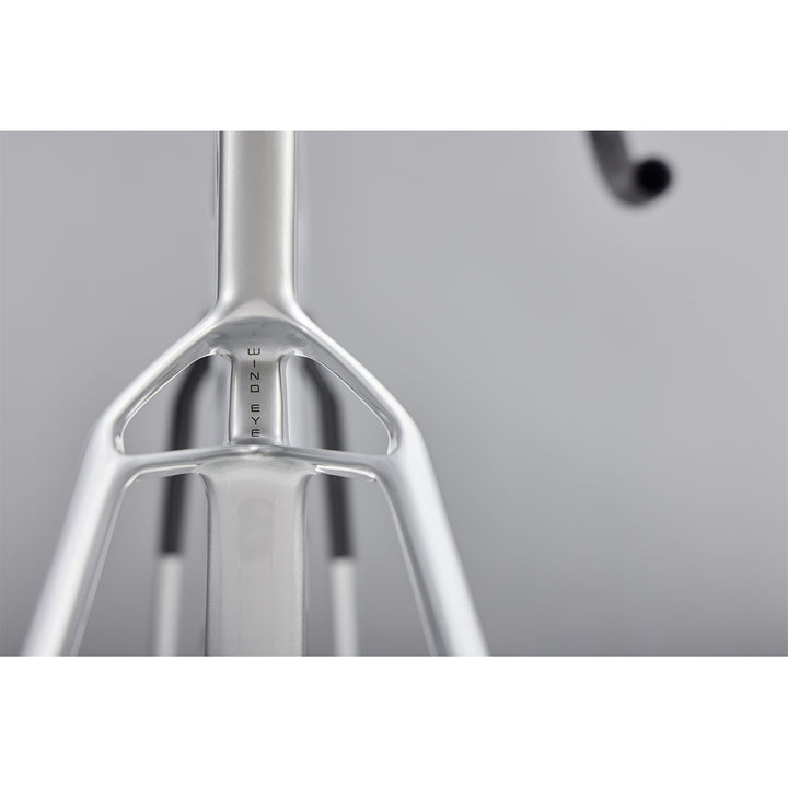 Sela Spear Frameset (Achromatic Silver)