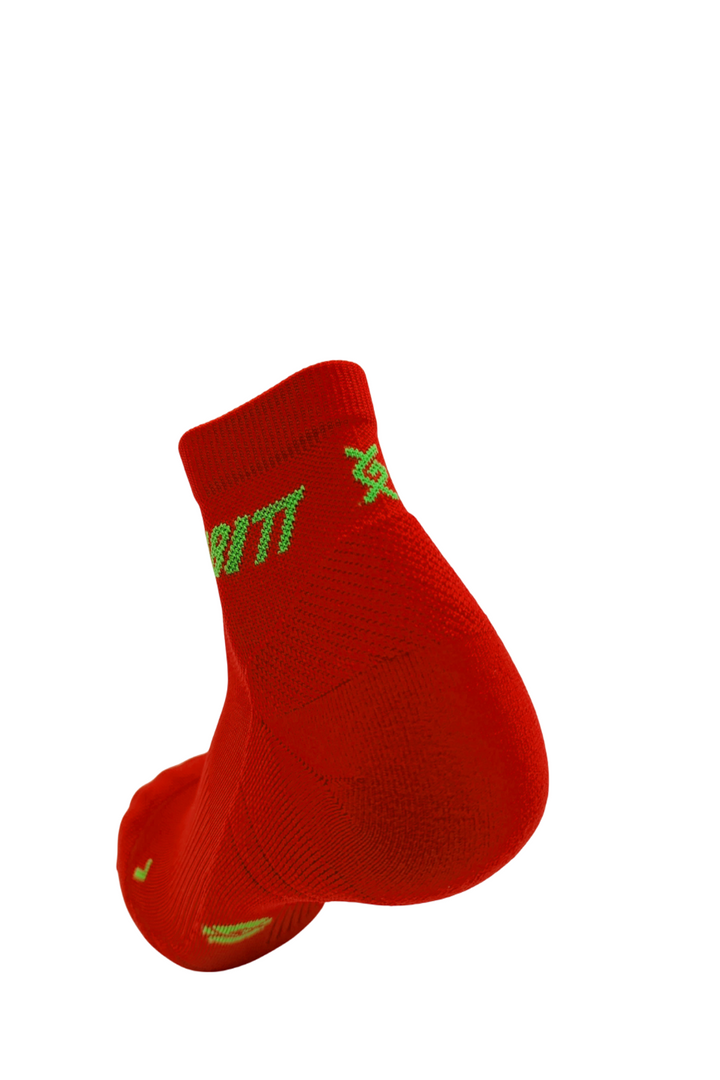 Gambitt Distance Low Cut Unisex Compression Socks (Red/Green)