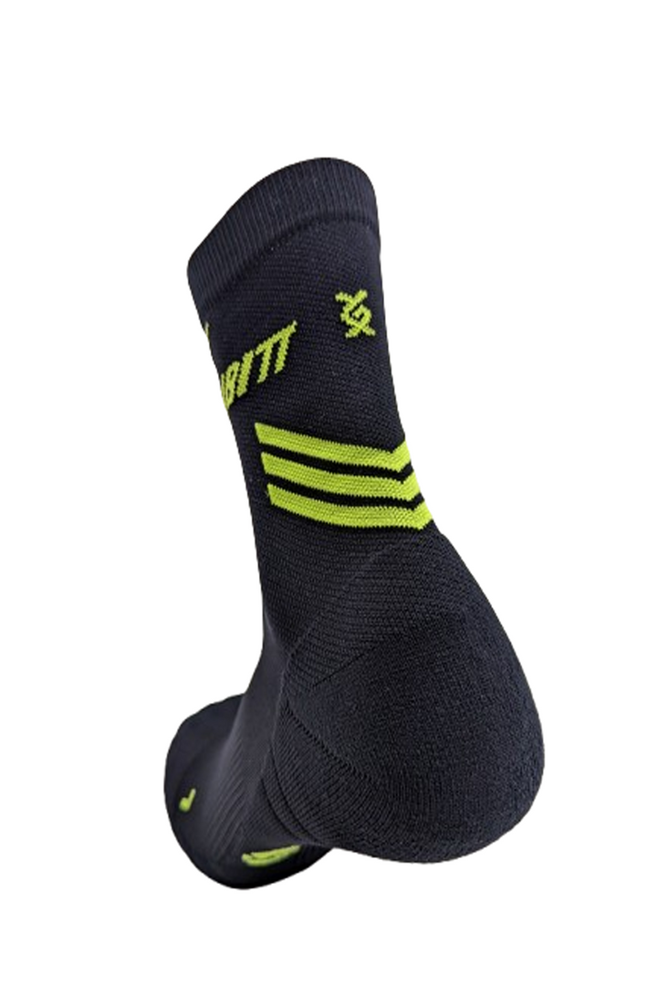 Gambitt Distance Short Unisex Compression Socks (Black/Green)