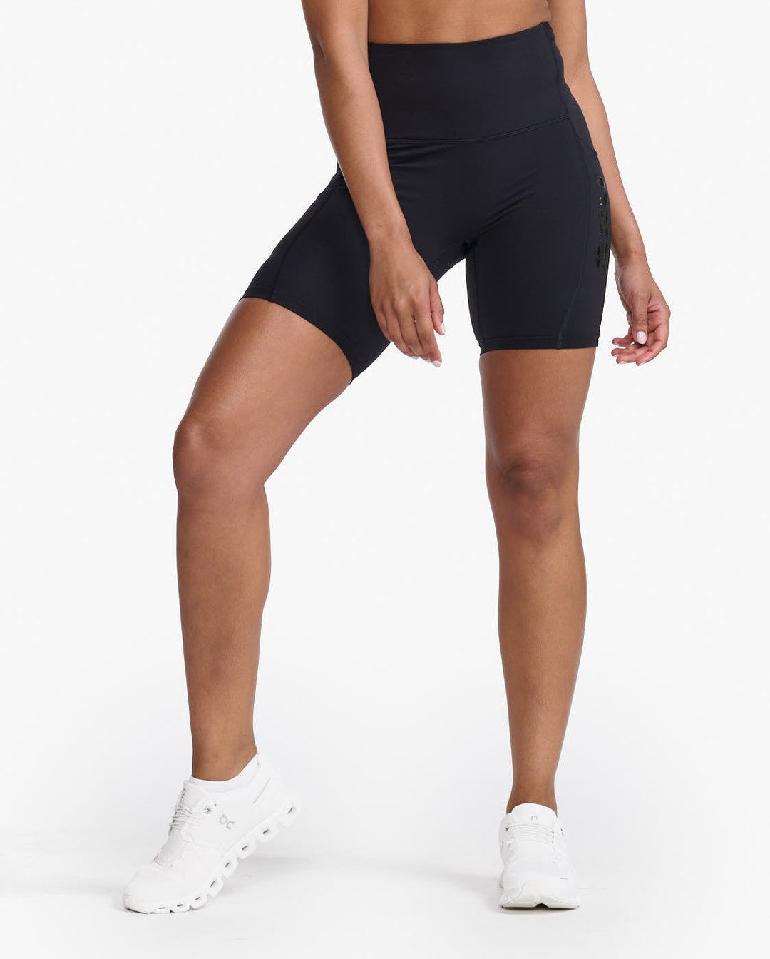 2XU WA6907B Form Stash Hi-Rise Compression Women's Cyling Short (Black/Black)
