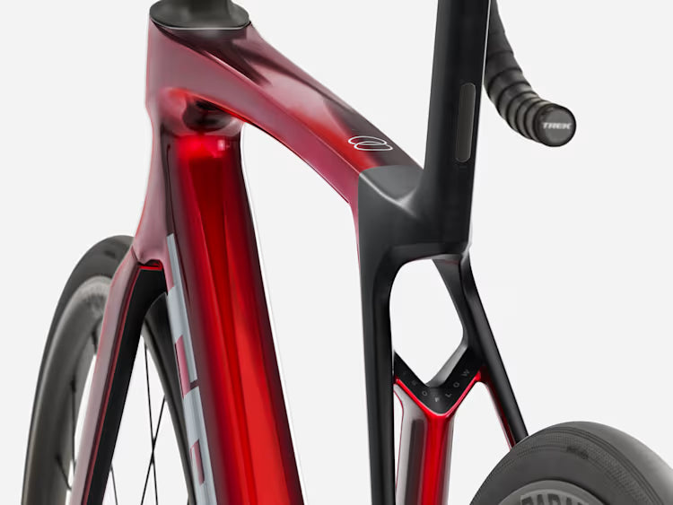 Trek Madone SL 5 Gen 8 (Gloss Fury Red/Matte Deep Smoke)