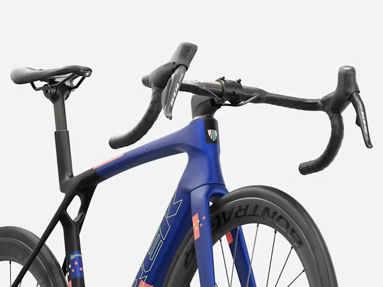 Trek Madone SL 6 Gen 8 (Matte Cobalt Blue/Trek Black/Living Coral)