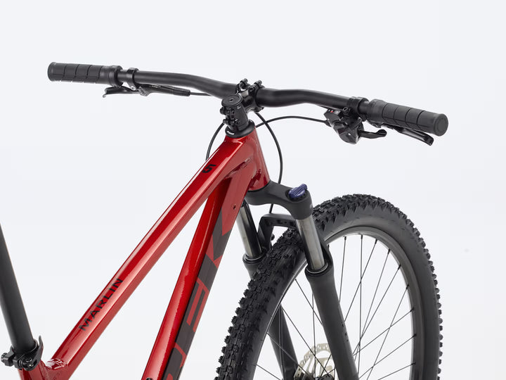 Trek Marlin 5 Gen 3 (Fury Red)