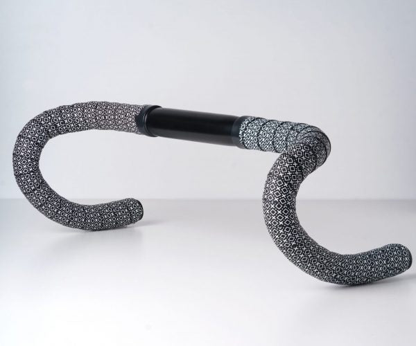 BTP HP Gripping Bar Tape (Plus Square Black)