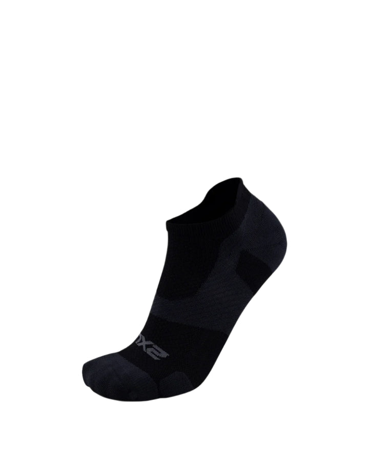 2XU UA5042E Vectr Light Cushion No Show Unisex Compression Socks (Black/Titanium)