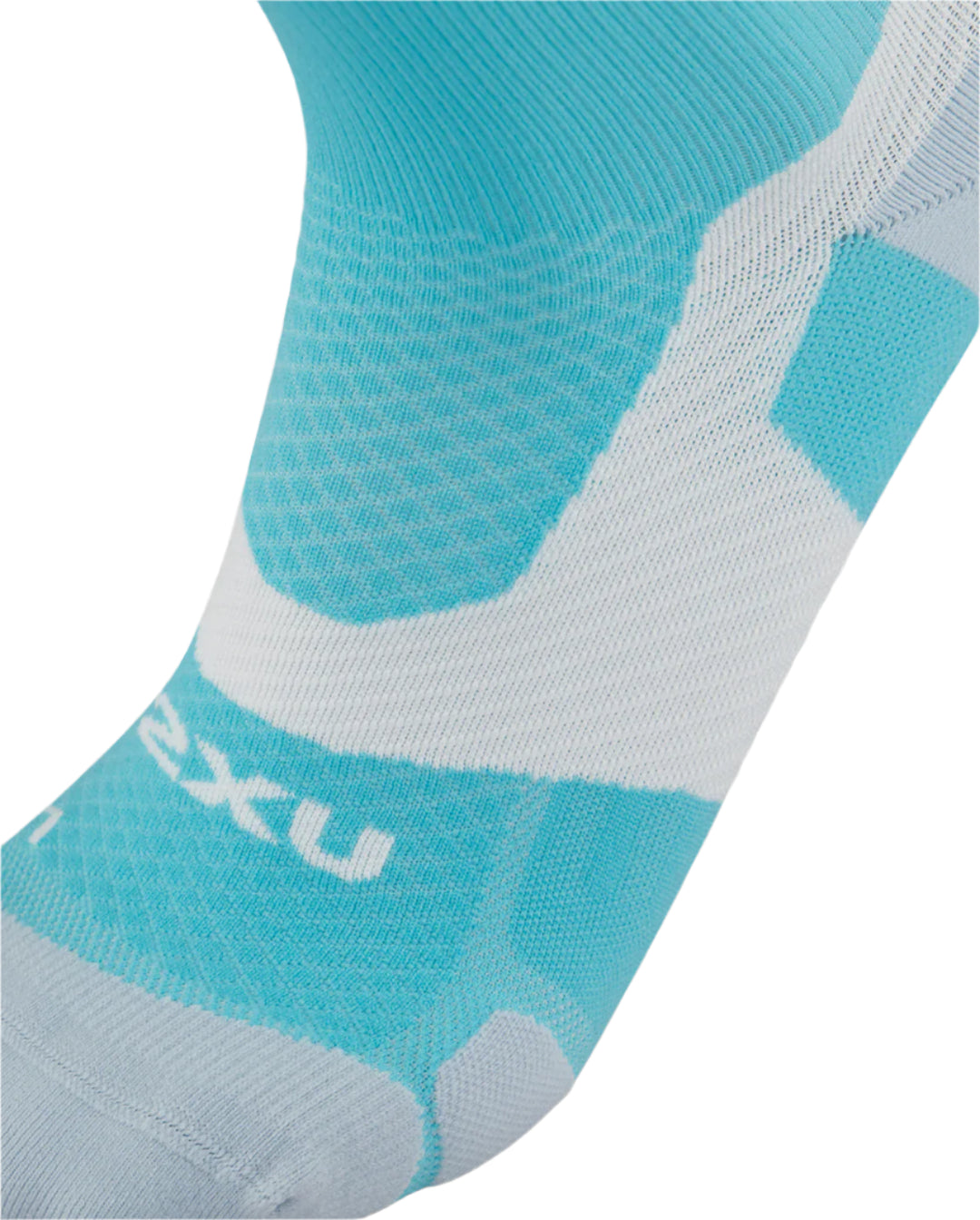 2XU UA7005E Vectr Light Cushion Crew Running Socks (Moonstone/Black)