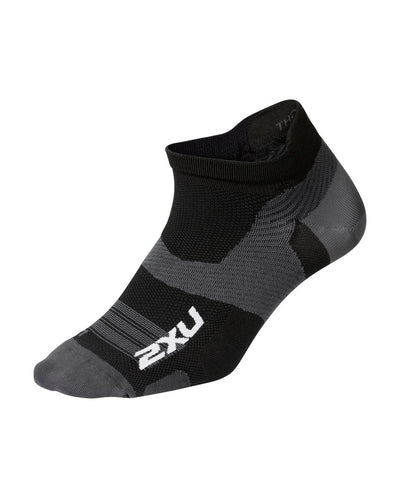 2XU Vectr Ultralight No Show Socks (Black/Titanium)