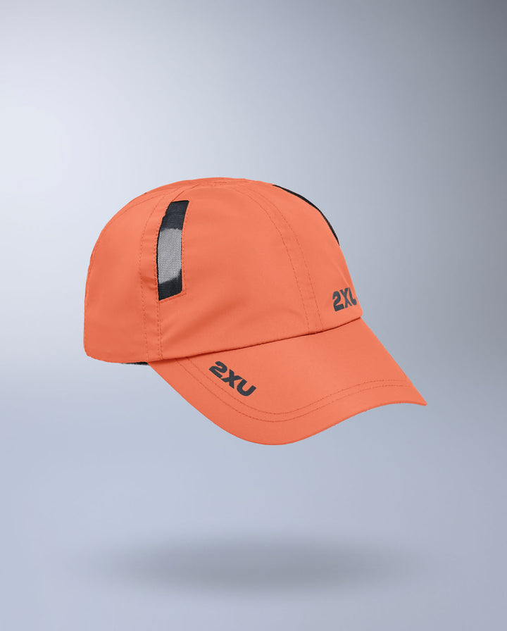2XU UQ5685F Run Cap (Ember/Black)