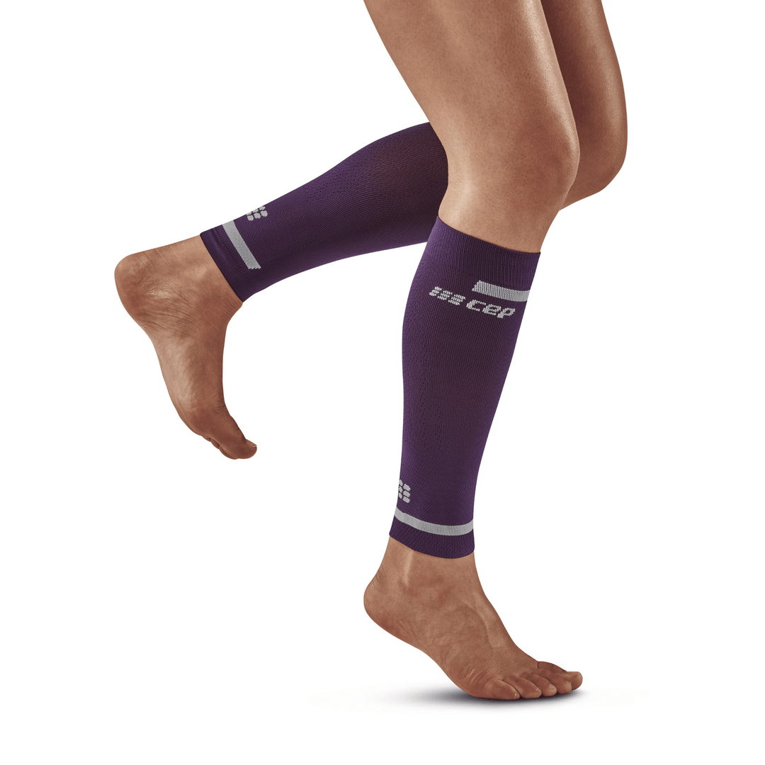 CEP The Run Compression 4.0 Women's Calf Sleeves (Violet) - BUMSONTHESADDLE