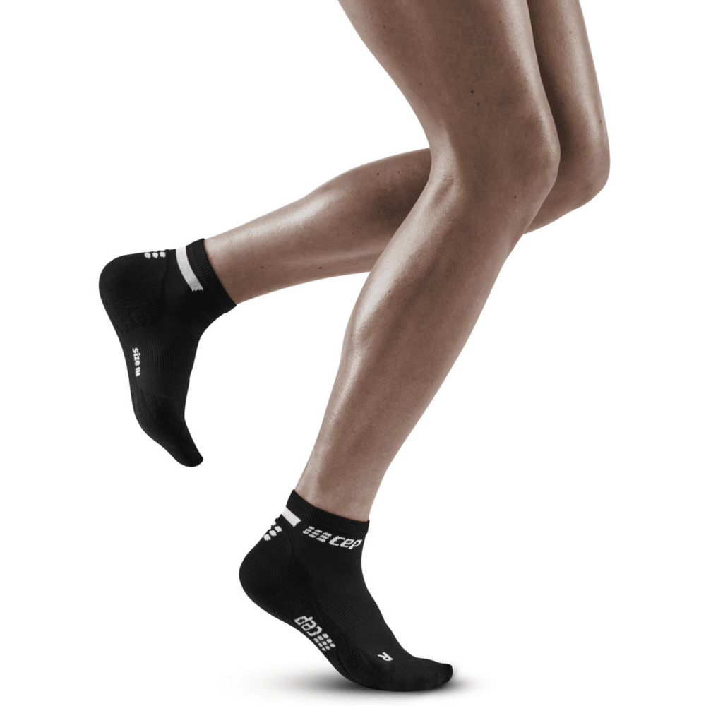 CEP The Run Low Cut 4.0 Compression Women's Socks (Black) - BUMSONTHESADDLE