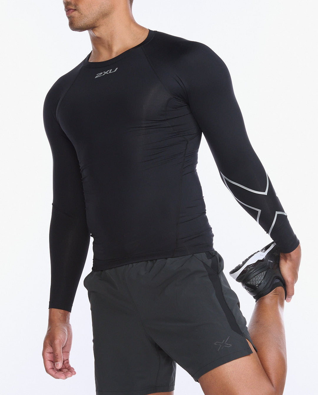 2XU Core Long Sleeve Men's Compression Top (Black/Silver)