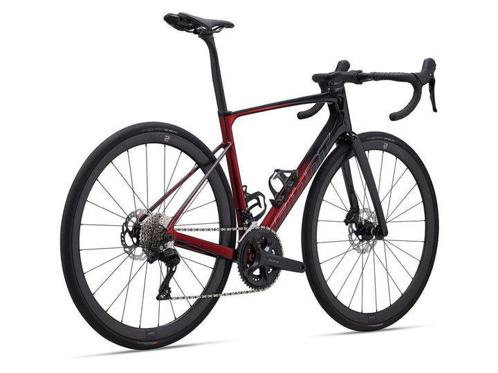 Giant Defy Advanced Pro 2 (Carbon/Sangria) - BUMSONTHESADDLE