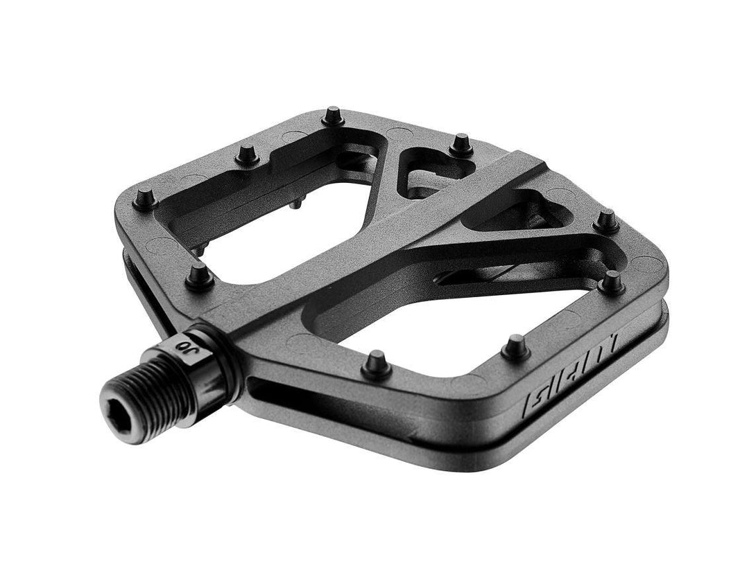 Giant Pinner Comp Flat Platform Pedal (Black) - BUMSONTHESADDLE