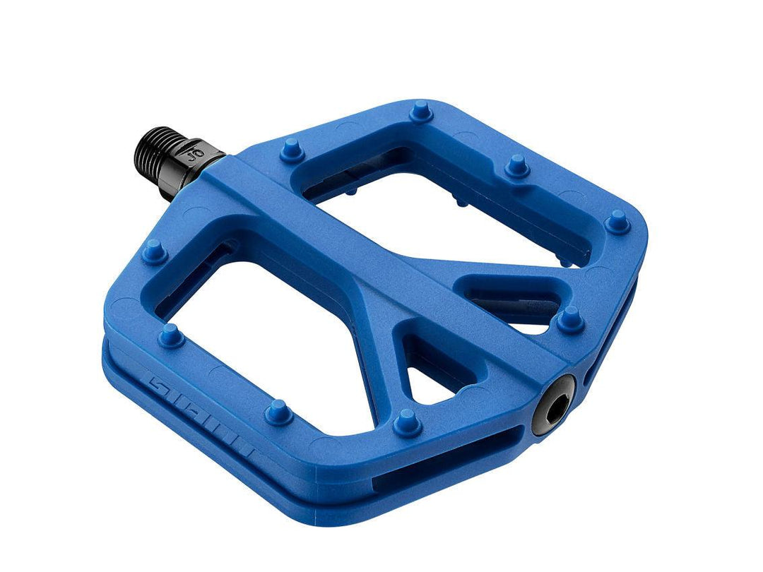 Giant Pinner Comp Flat Platform Pedal (Blue) - BUMSONTHESADDLE