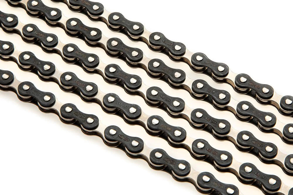 Izumi JetBlack 1/2 x 3/32 6 Speed Chain (Black)