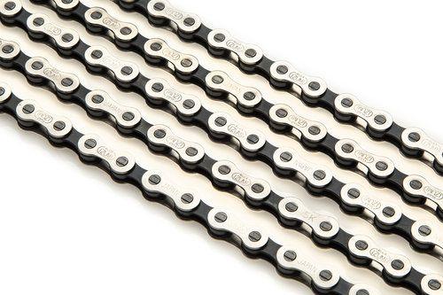 Izumi Click Index 5/6/7/8 Speed Chain (Silver/Black) - BUMSONTHESADDLE
