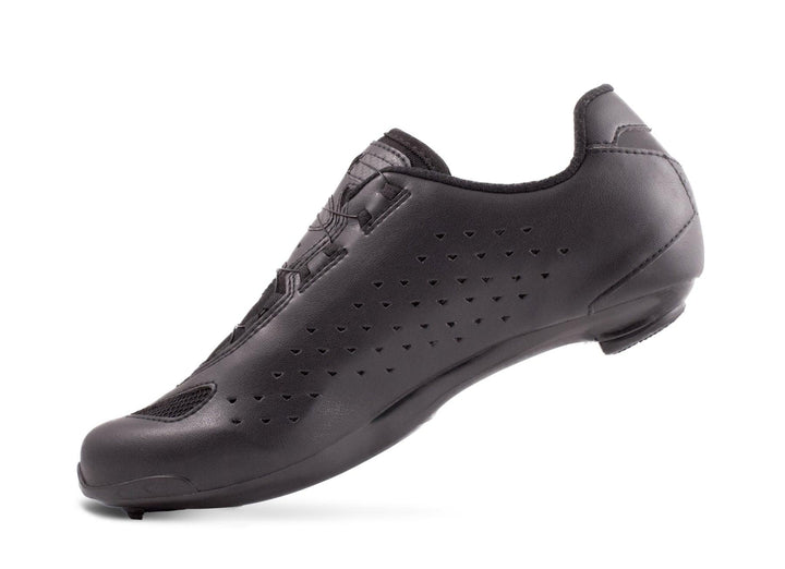 Lake CX177 Road Cycling Shoes (Black) - BUMSONTHESADDLE