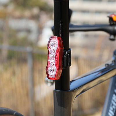 Cateye ViZ 450 Rear Light (Black)