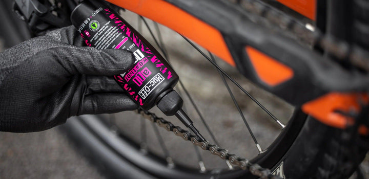 Muc-off All Weather Synthetic Lubricant - BUMSONTHESADDLE