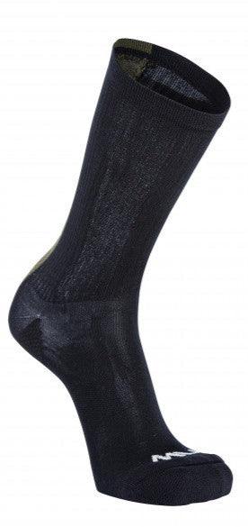 Northwave Feel the Flow Men's Cycling Socks (Black/Forest Green) - BUMSONTHESADDLE
