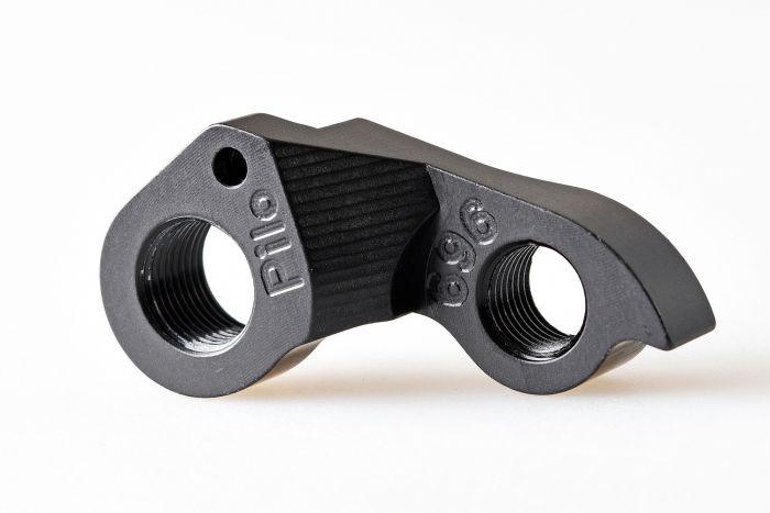 Pilo D696 Derailleur hanger - BUMSONTHESADDLE