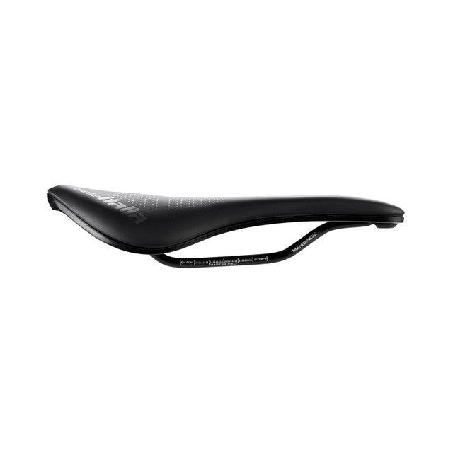 Selle Italia Novus Boost Evo TM Superflow Saddle - BUMSONTHESADDLE