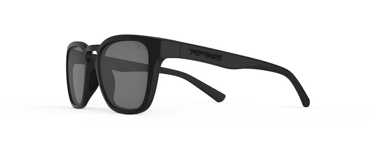 Tifosi Smirk Sport Sunglasses (Polarized Smoke Tint/Blackout)