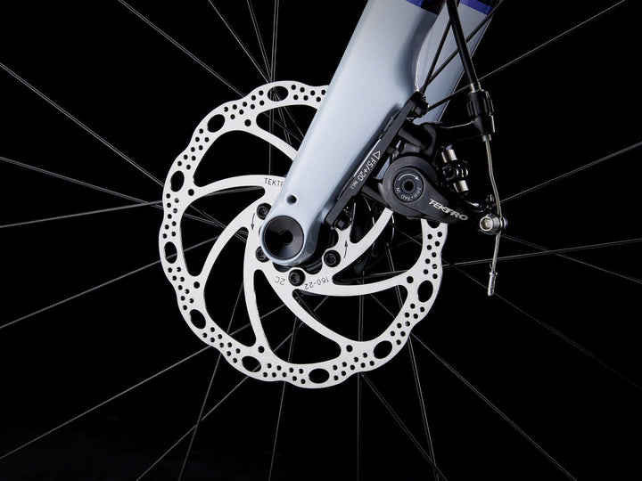 Trek Domane AL 2 Gen 4 (Plasma Grey Pearl) - BUMSONTHESADDLE