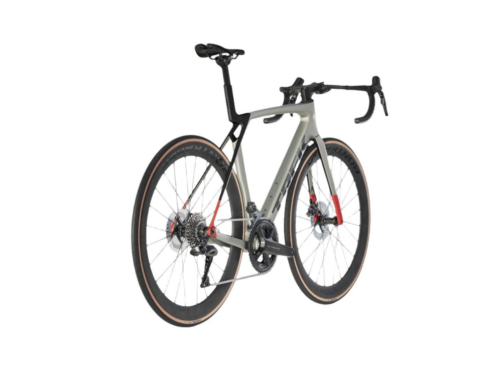 Trek Madone SL 7 Gen 8 (Matte Lunar Silver) - BUMSONTHESADDLE