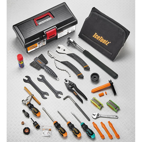 IceToolz 85A7 Pro Shop Mechanic Tool Kit