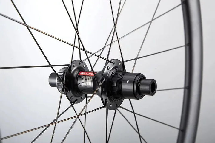 Oneaer D5 Aluminium Tubeless Ready Disc Brake Wheel - DT Swiss 240 EXP (Black)