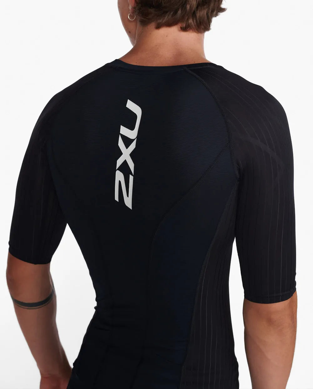 2XU MT6662A Aero Tri Sleeved Men's Triathlon Top (Black/White)