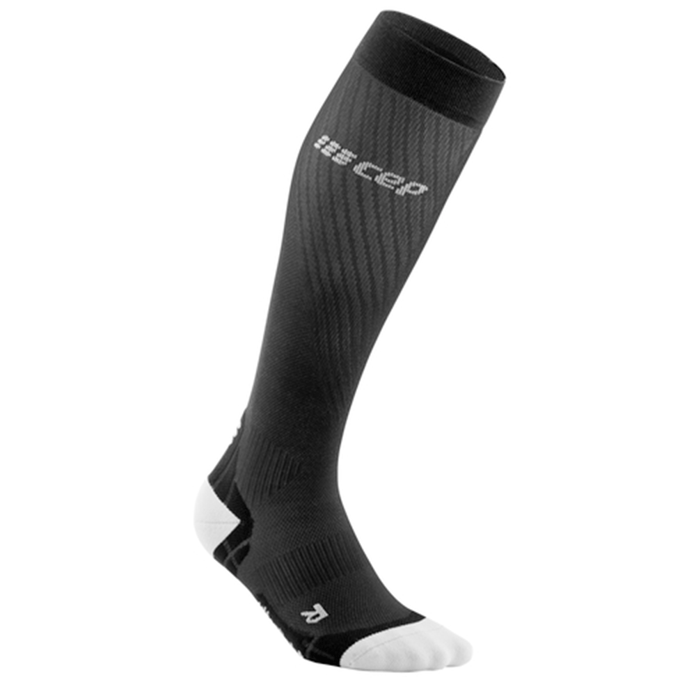 CEP Run Ultralight Mens Compression Socks (Black/Light Grey)
