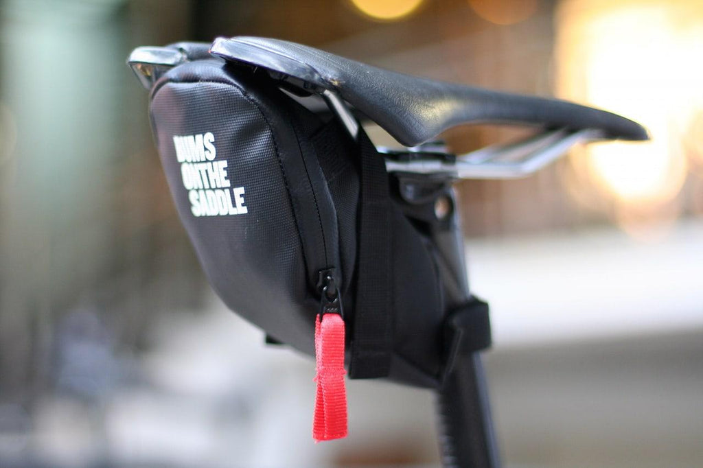 BUMSONTHESADDLE Saddle Bag (Small)