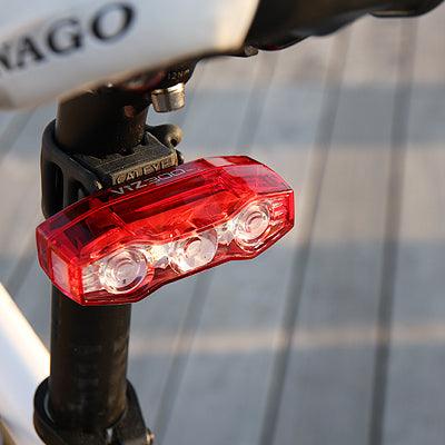 Cateye VIZ300 TL-LD810 Rear Light - BUMSONTHESADDLE