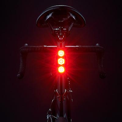 Cateye VIZ300 TL-LD810 Rear Light - BUMSONTHESADDLE