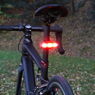 Cateye VIZ450 TL-LD820 Rear Light - BUMSONTHESADDLE