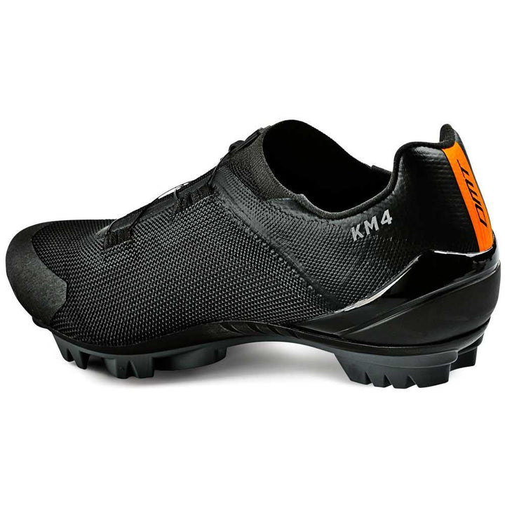 DMT KM4 MTB Cycling Shoes (Black/Black) - BUMSONTHESADDLE