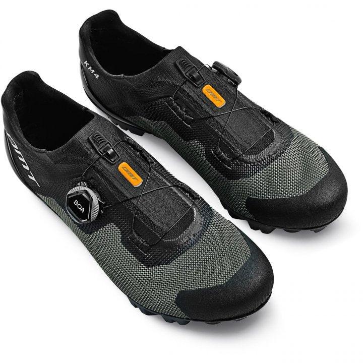 DMT KM4 MTB Cycling Shoes (Black/Green) - BUMSONTHESADDLE